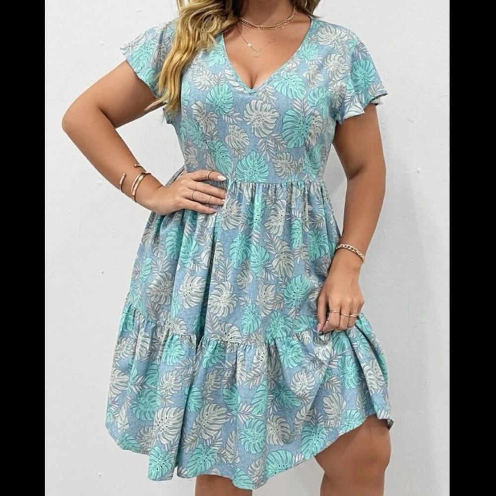Flirty Ruffle Hem Tropical Print Plus Size Dress